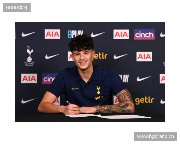 官方:泰国归化21岁切尔西青训出身的球员苏瑟普-贝尔